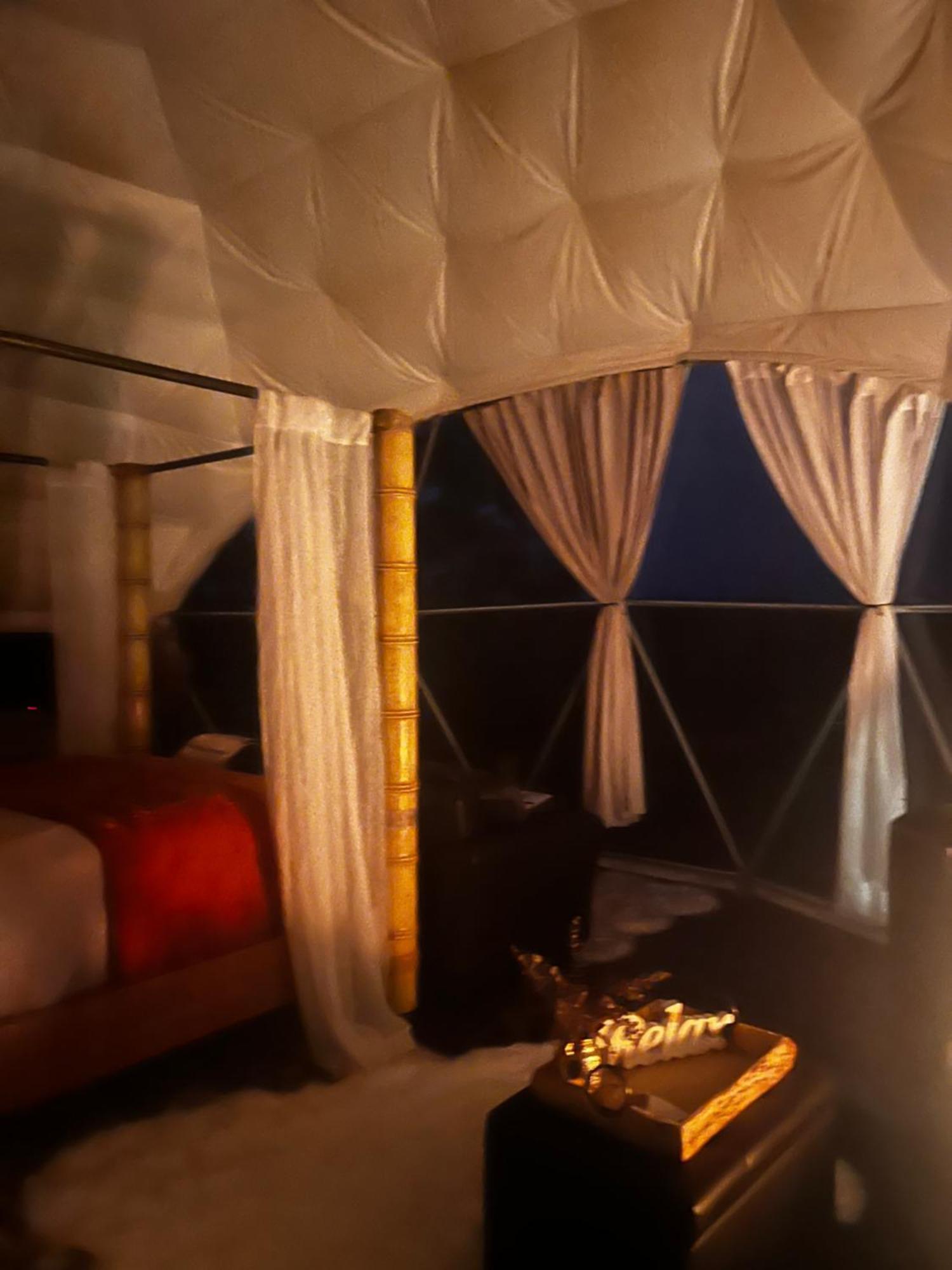Waterfront Luxury Glamping Dome Hotel Rogersville Exterior photo